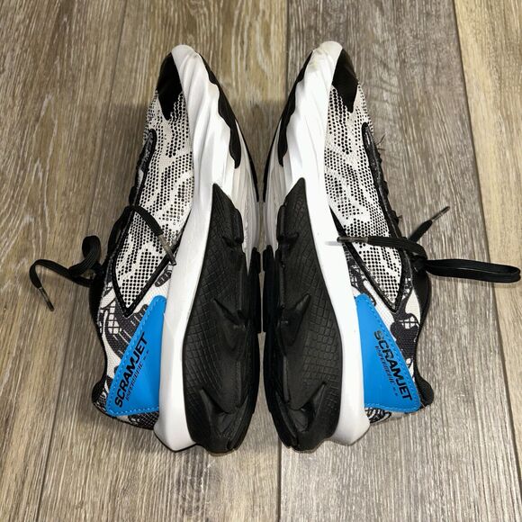 Under Armour Youth US Size 5.5Y Black White Blue Scramjet Shoes 3024744-100 - Picture 9 of 12